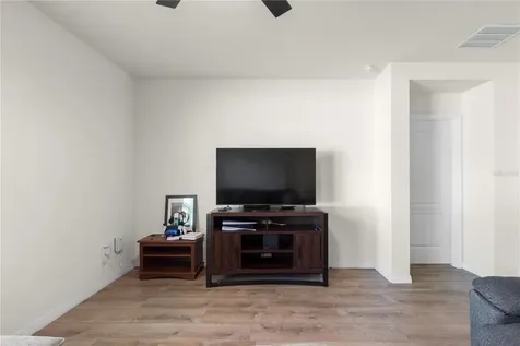 29320 Armoyan Boulevard Leesburg FL 34748