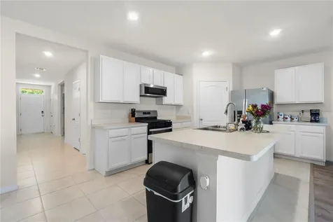 29320 Armoyan Boulevard Leesburg FL 34748