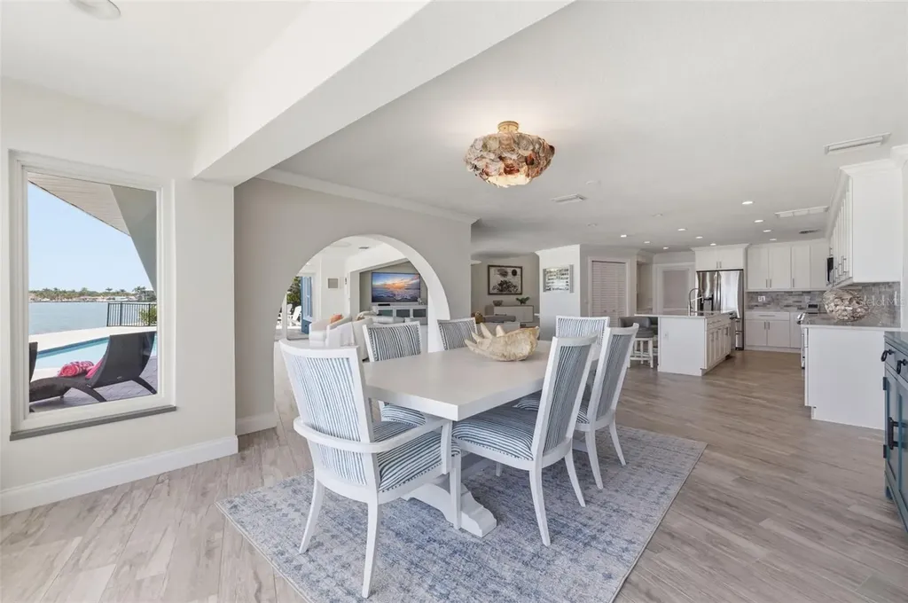 16123 6th Street E Redington Beach FL 33708