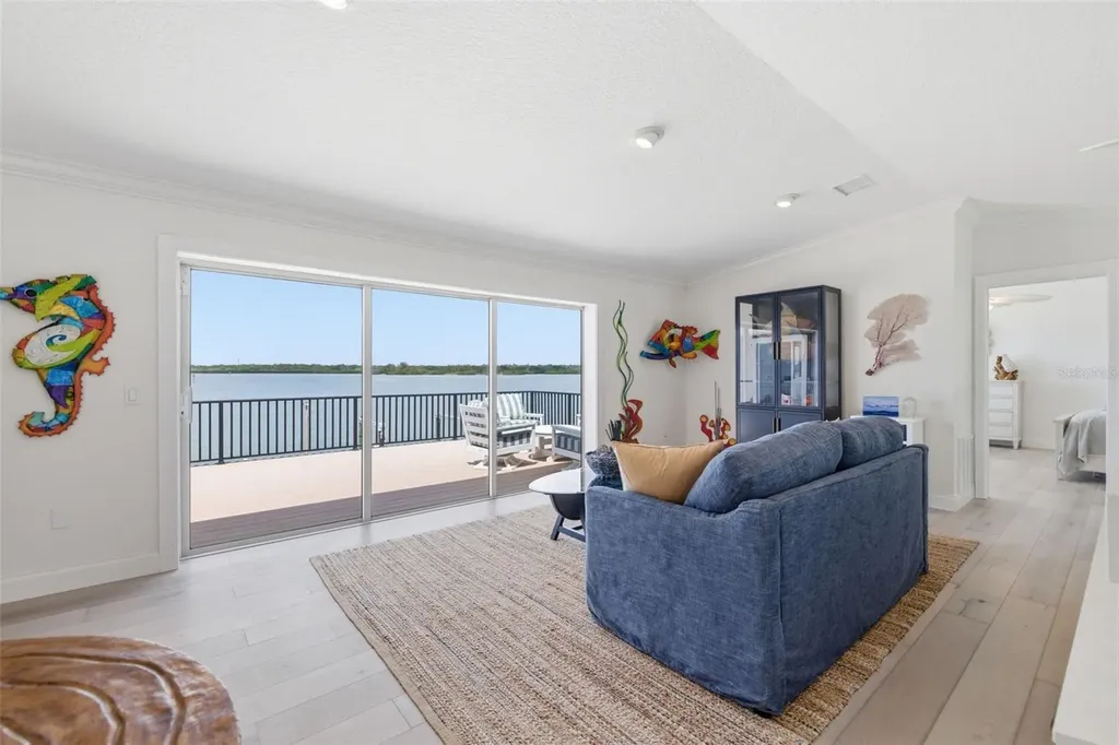 16123 6th Street E Redington Beach FL 33708