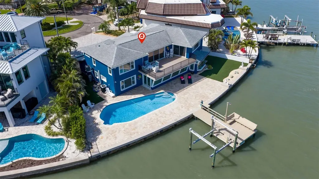16123 6th Street E Redington Beach FL 33708