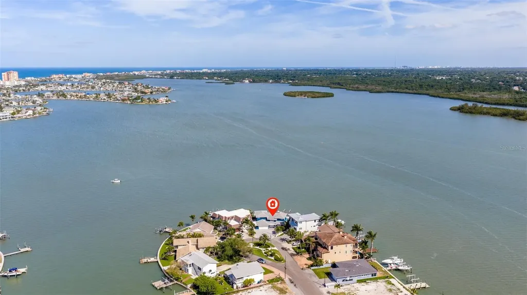 16123 6th Street E Redington Beach FL 33708