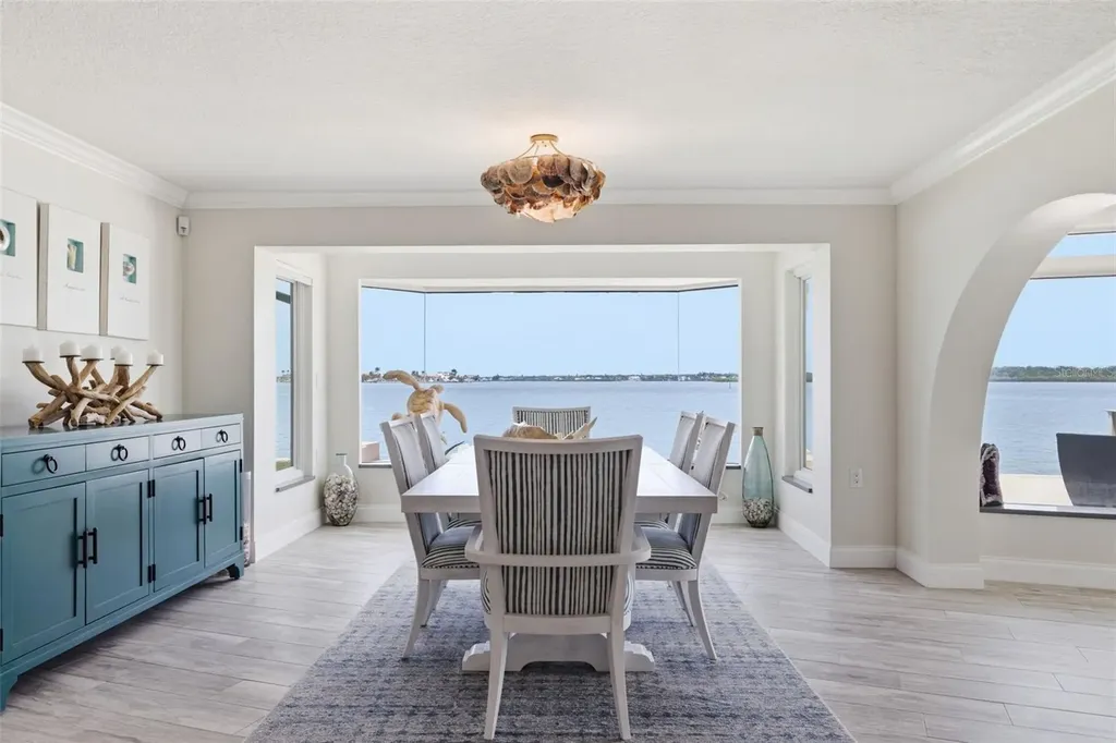 16123 6th Street E Redington Beach FL 33708