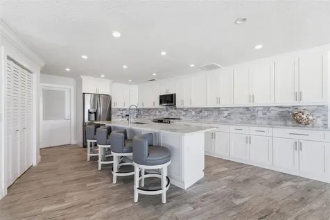 16123 6th Street E Redington Beach FL 33708