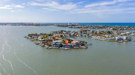 16123 6th Street E Redington Beach FL 33708