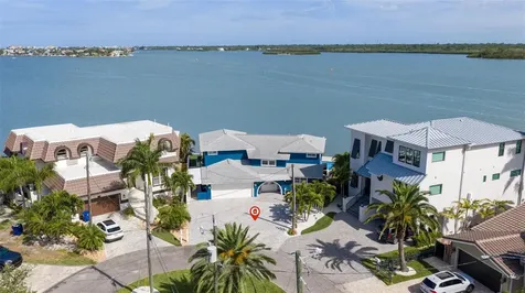 16123 6th Street E Redington Beach FL 33708