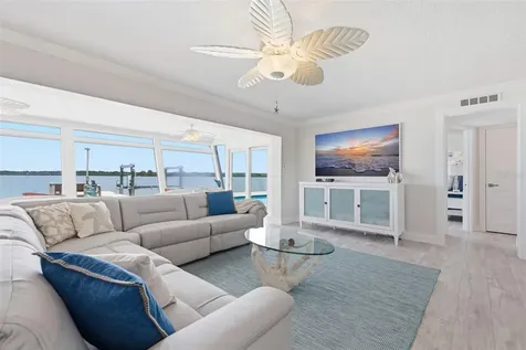 16123 6th Street E Redington Beach FL 33708