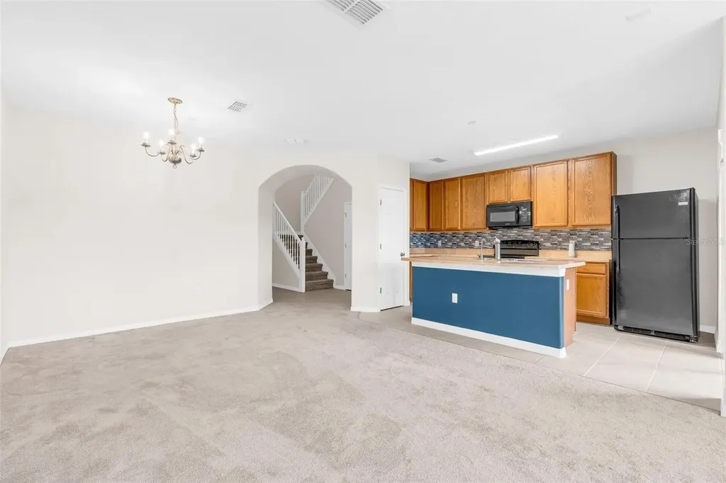 9664 Doris Lane Orlando FL 32829