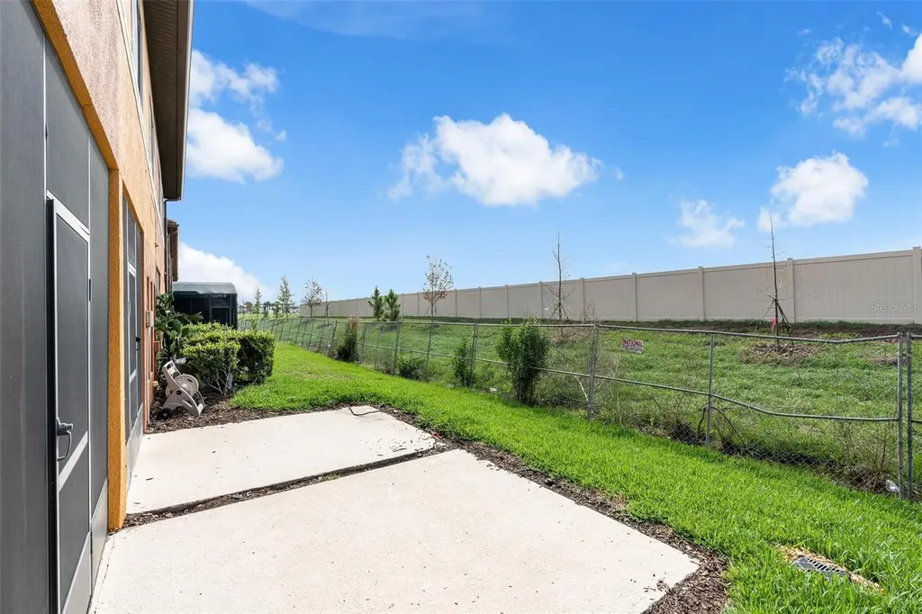 9664 Doris Lane Orlando FL 32829