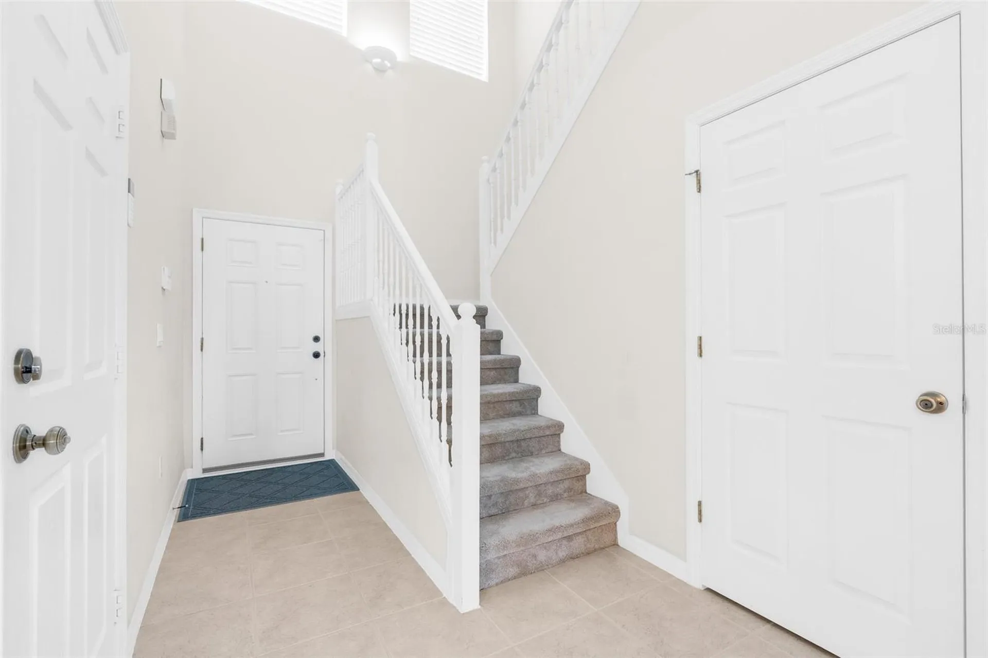 9664 Doris Lane Orlando FL 32829