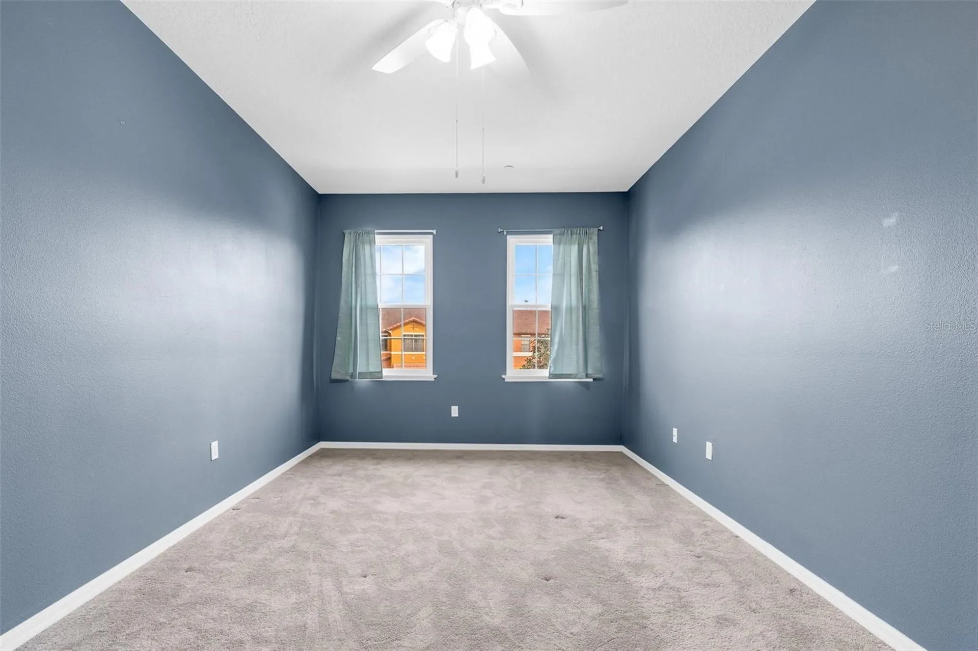 9664 Doris Lane Orlando FL 32829