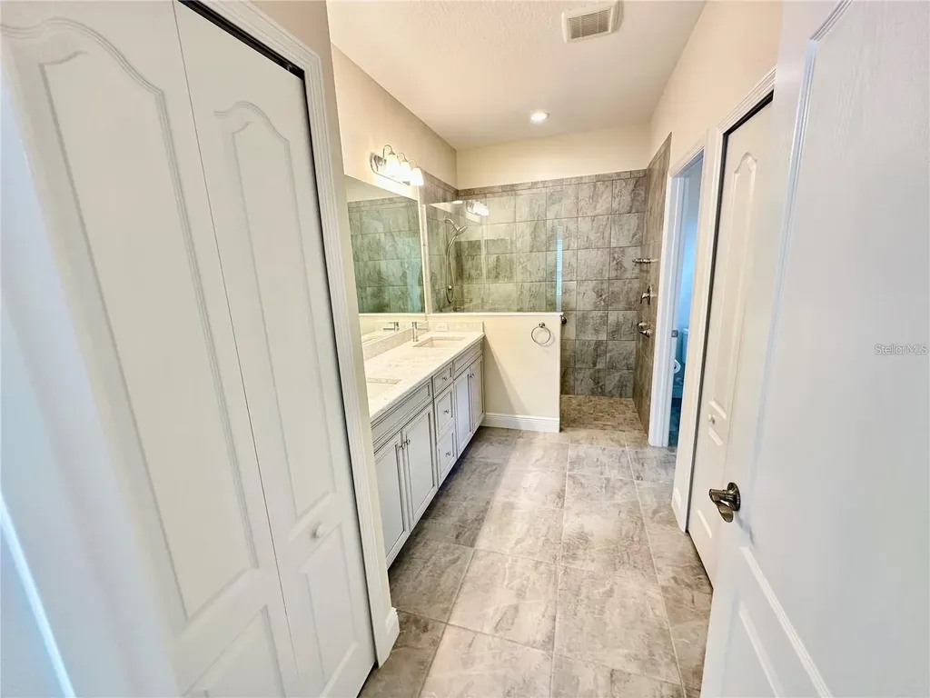 2633 Star Apple Way Sarasota FL 34240