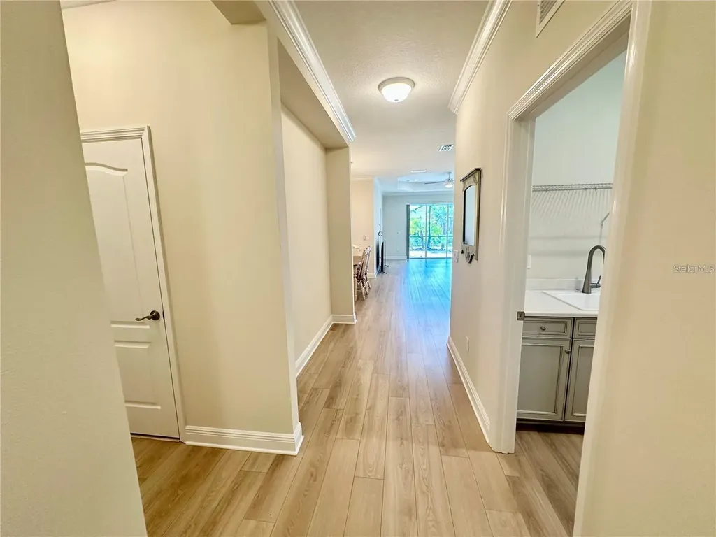 2633 Star Apple Way Sarasota FL 34240