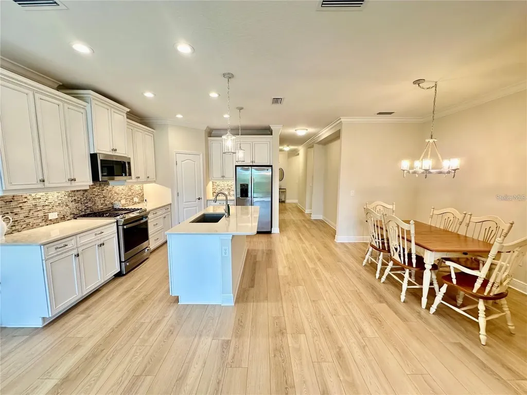 2633 Star Apple Way Sarasota FL 34240