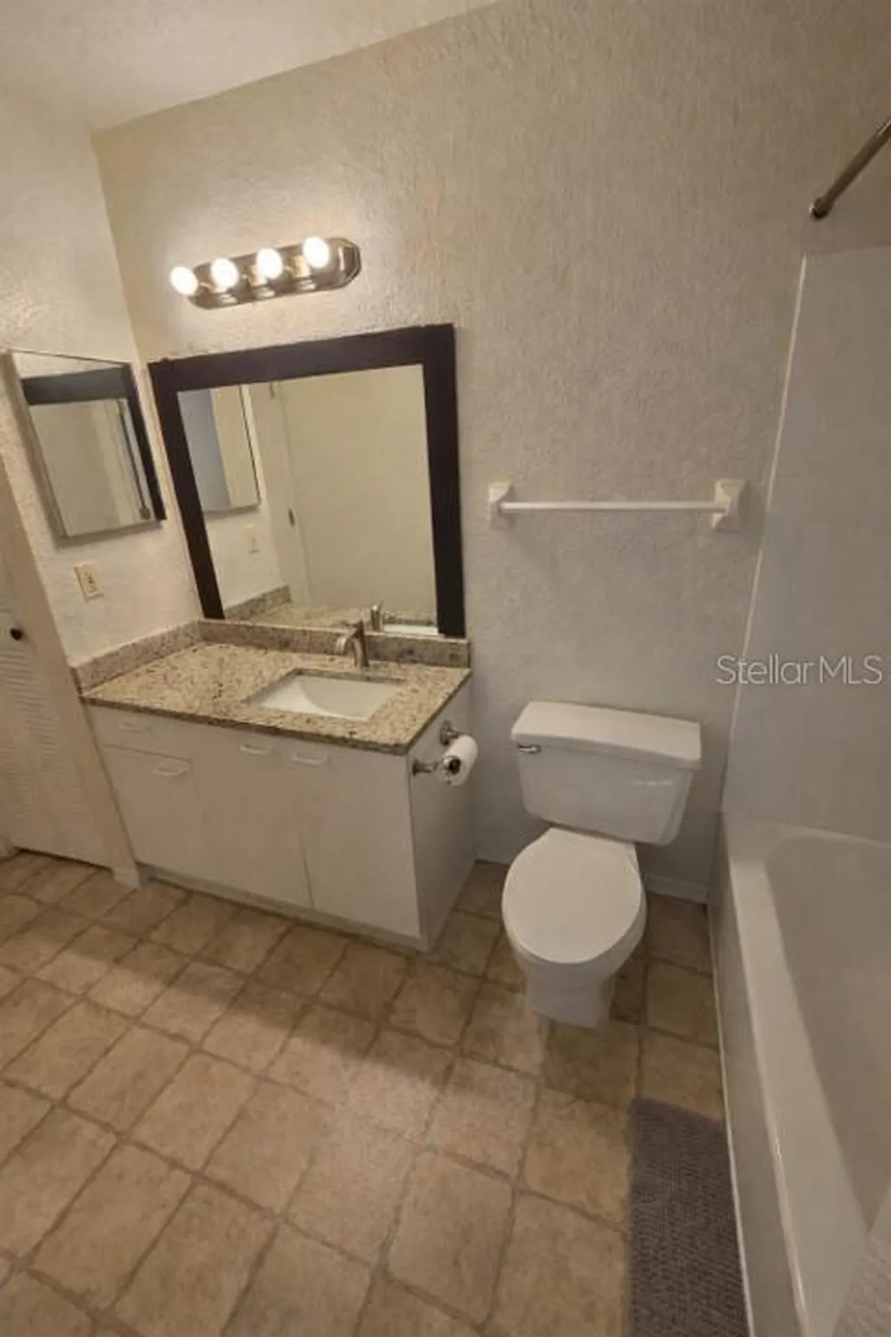 1622 Columbia Arms Circle Kissimmee FL 34741