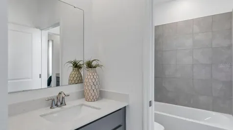 816 Aubey Lane Debary FL 32713