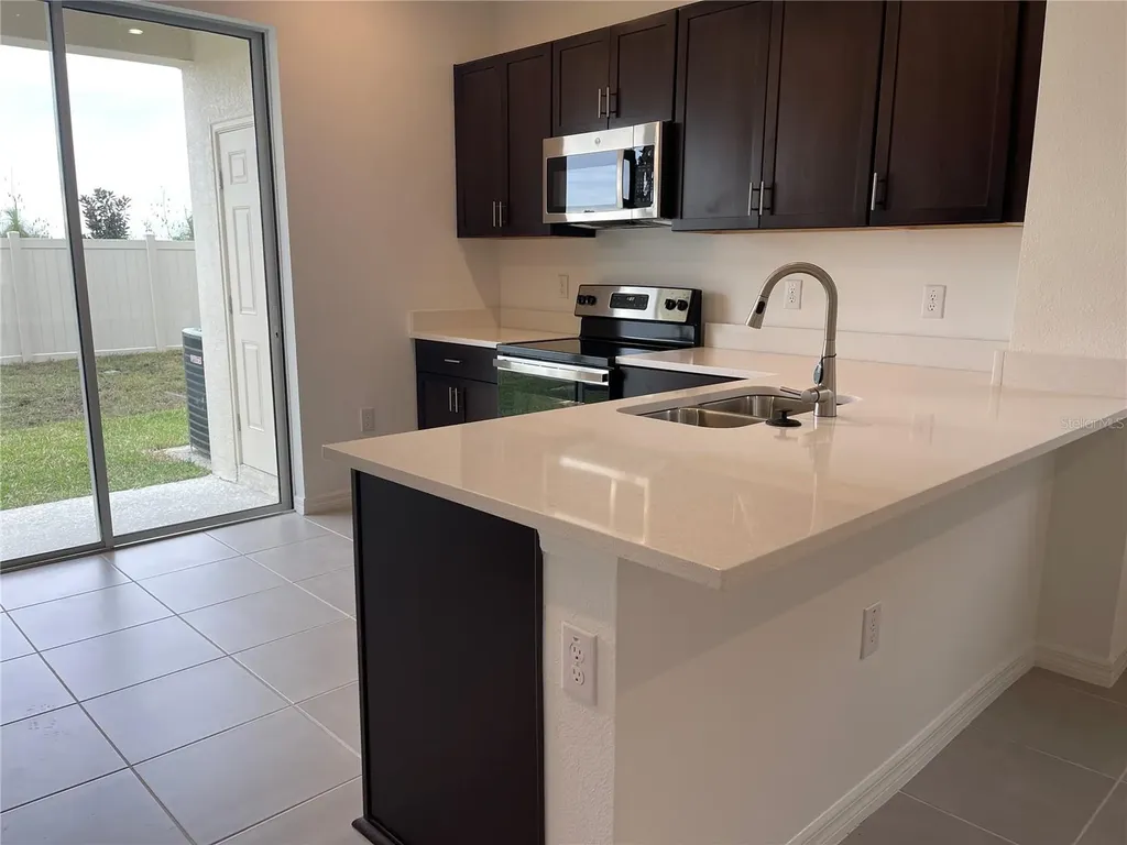 6305 Fairmont Lane Palmetto FL 34221