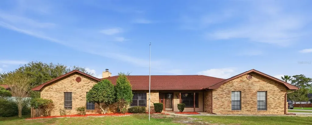 432 N Pine Meadow Drive Debary FL 32713