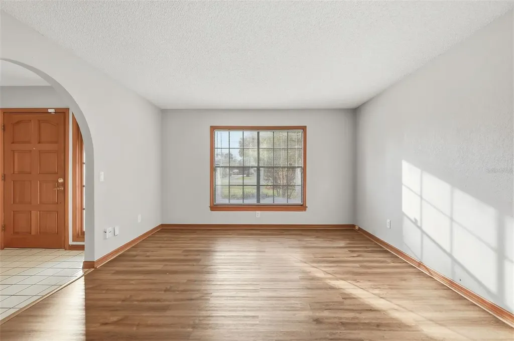 432 N Pine Meadow Drive Debary FL 32713