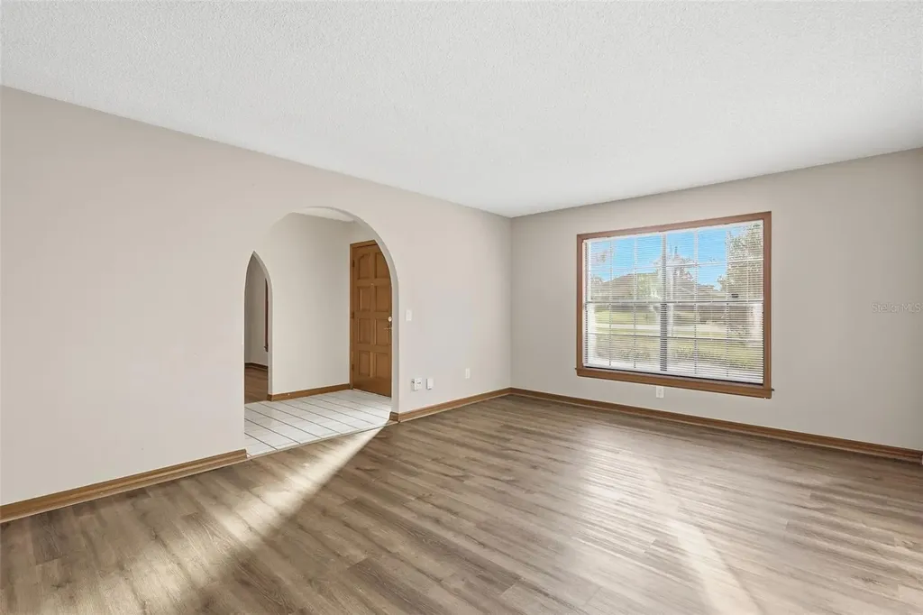 432 N Pine Meadow Drive Debary FL 32713