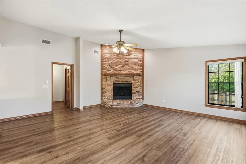 432 N Pine Meadow Drive Debary FL 32713