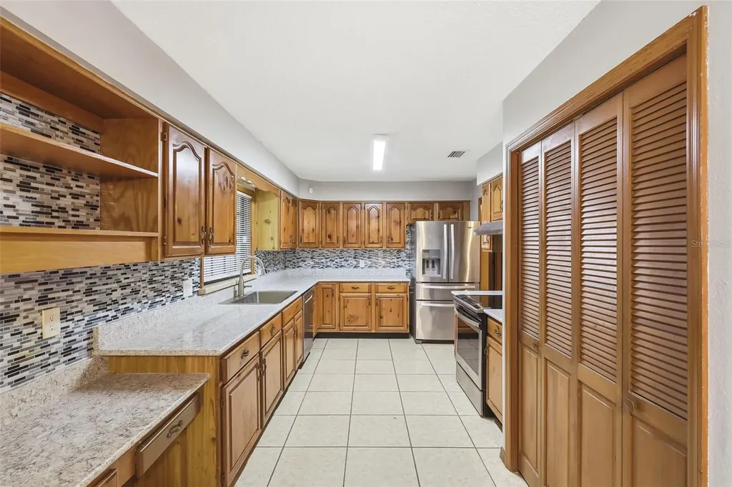 432 N Pine Meadow Drive Debary FL 32713
