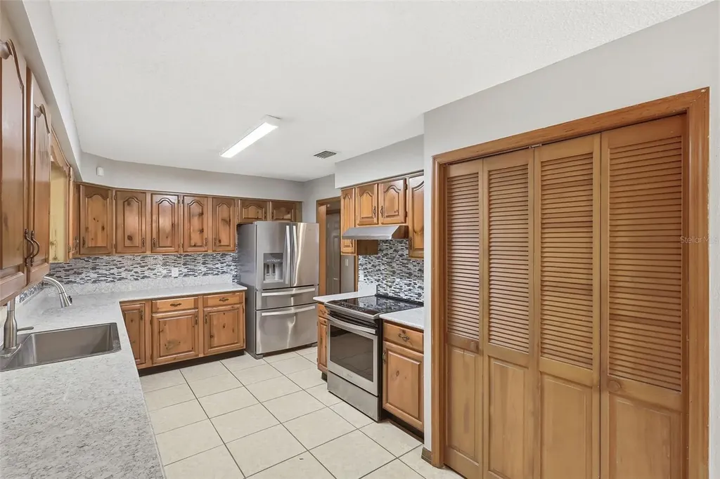 432 N Pine Meadow Drive Debary FL 32713