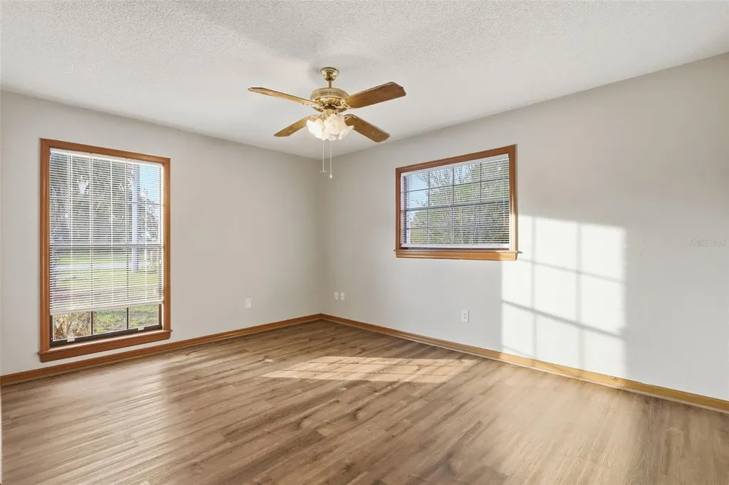 432 N Pine Meadow Drive Debary FL 32713