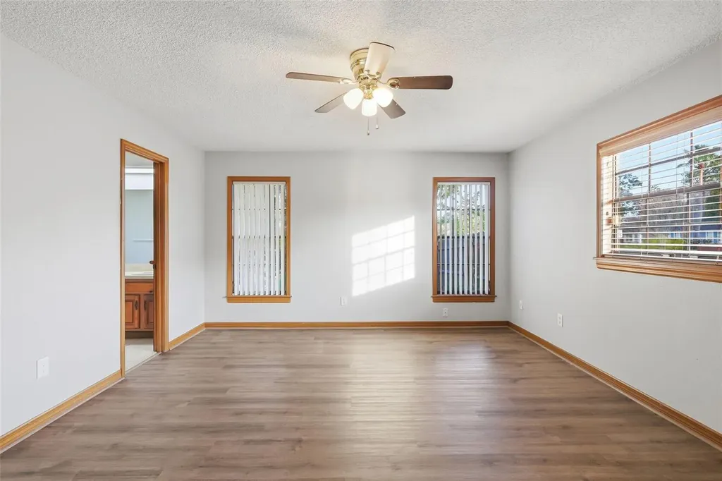 432 N Pine Meadow Drive Debary FL 32713