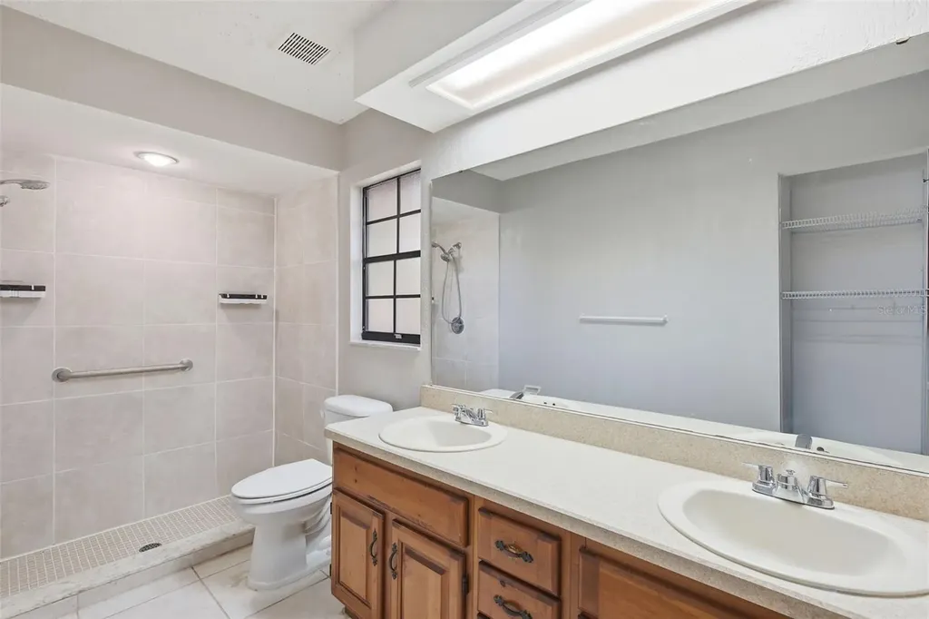 432 N Pine Meadow Drive Debary FL 32713