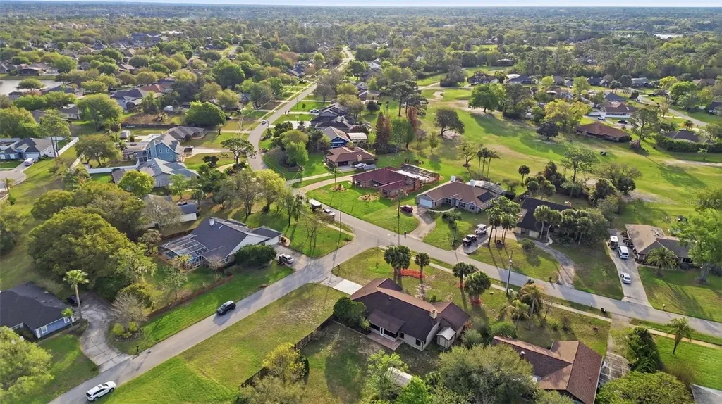 432 N Pine Meadow Drive Debary FL 32713
