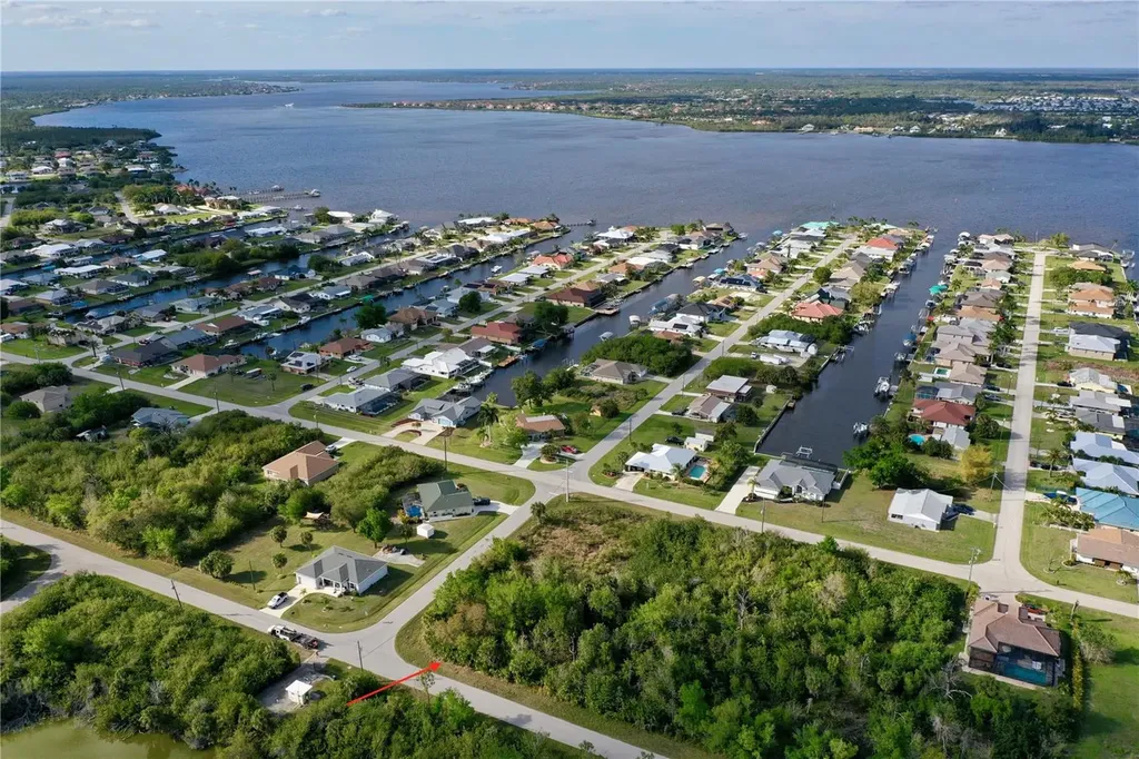 14158 Hopewell Avenue Port Charlotte FL 33981
