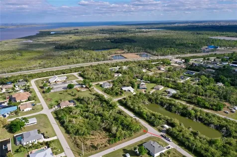 14158 Hopewell Avenue Port Charlotte FL 33981