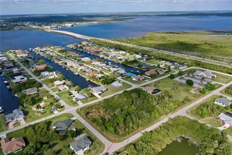 14158 Hopewell Avenue Port Charlotte FL 33981