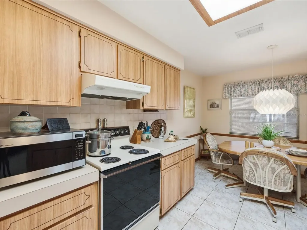 4298 Craigdarragh Avenue Spring Hill FL 34606