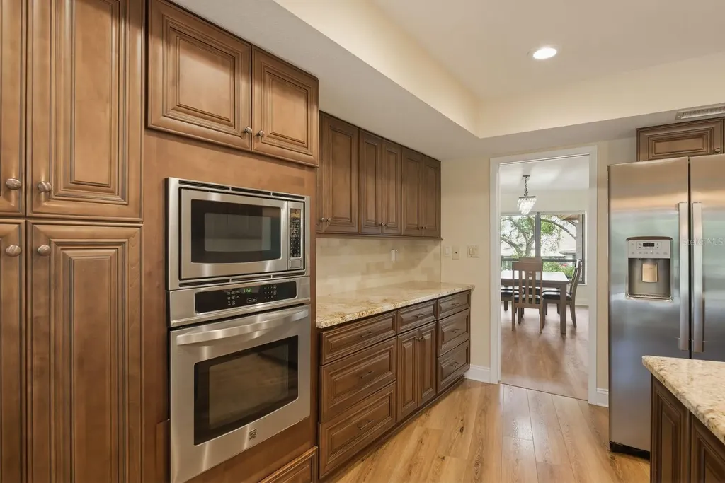 3472 Shoreline Circle Palm Harbor FL 34684