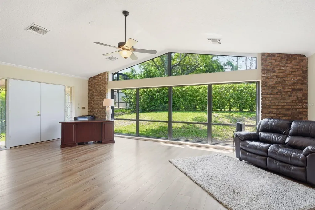 3472 Shoreline Circle Palm Harbor FL 34684