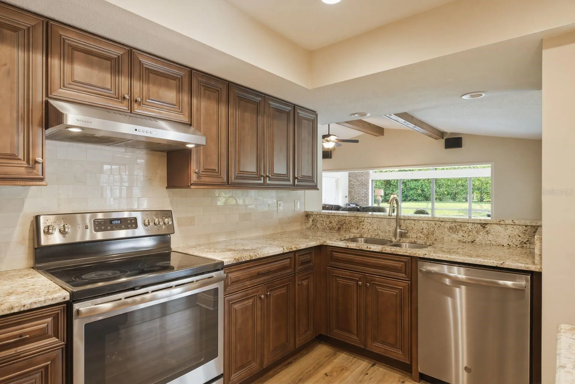 3472 Shoreline Circle Palm Harbor FL 34684