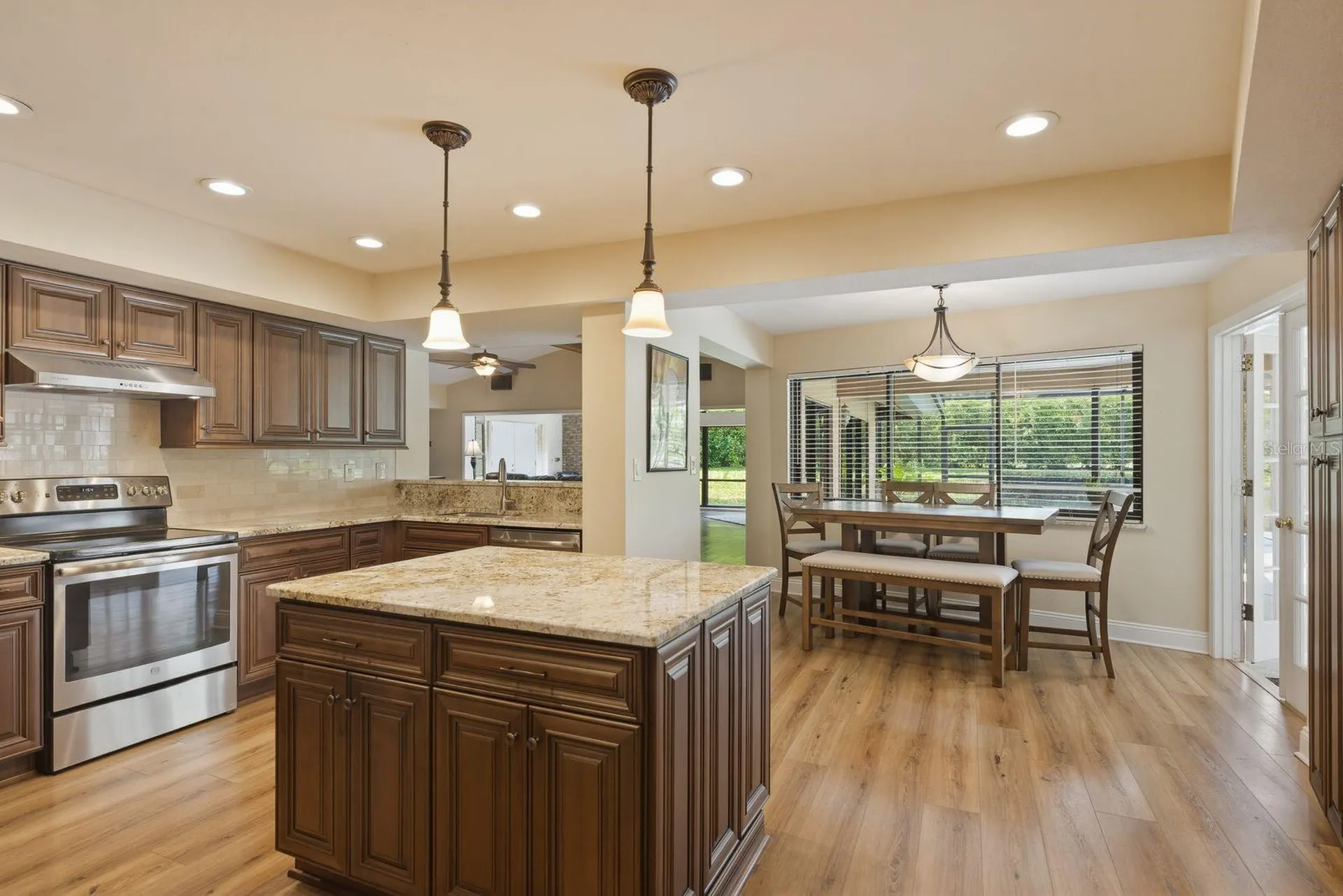 3472 Shoreline Circle Palm Harbor FL 34684