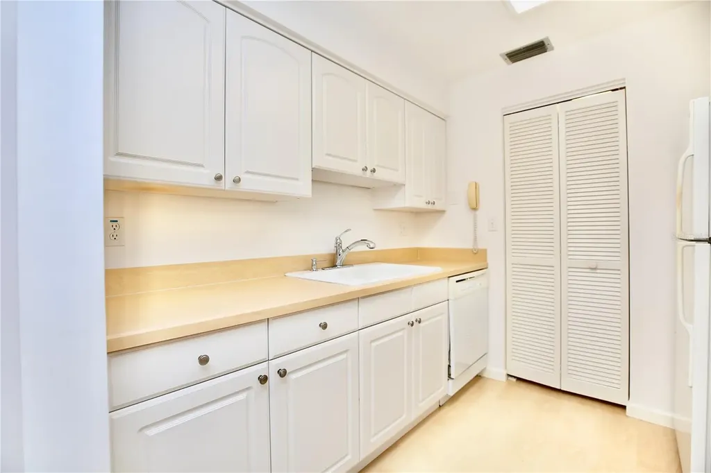 1713 Belleair Forest Drive Belleair FL 33756