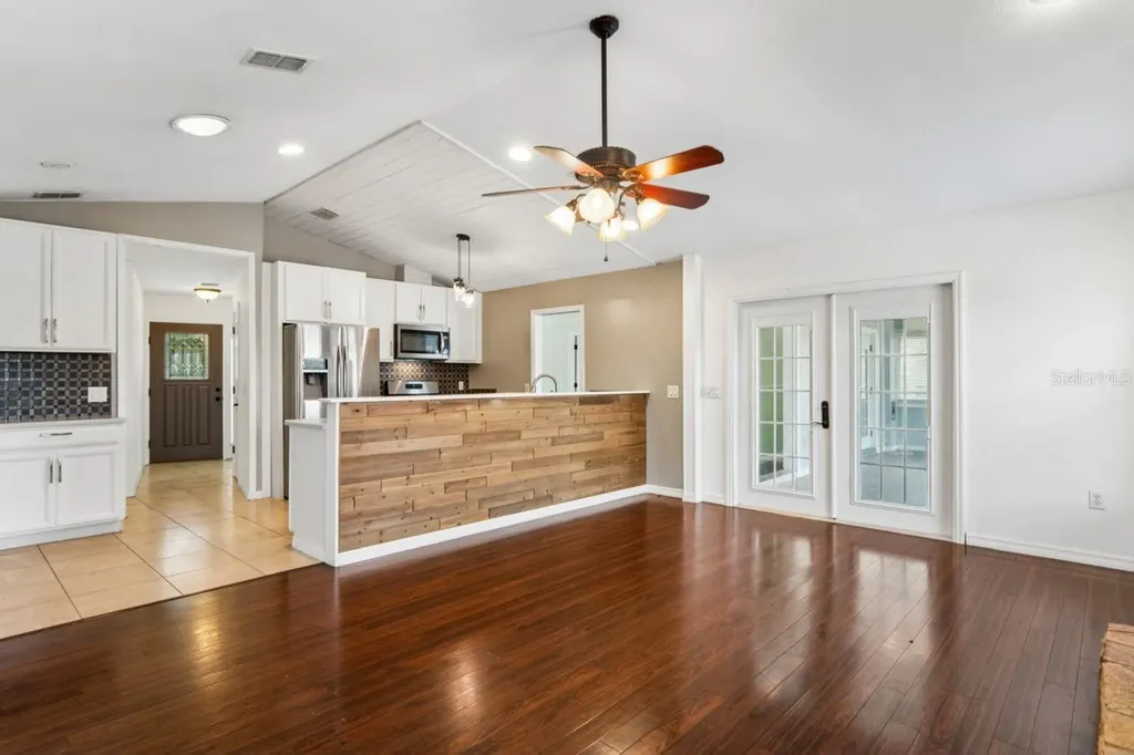 375 E Liberty Street Hernando FL 34442