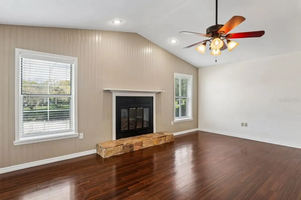 375 E Liberty Street Hernando FL 34442