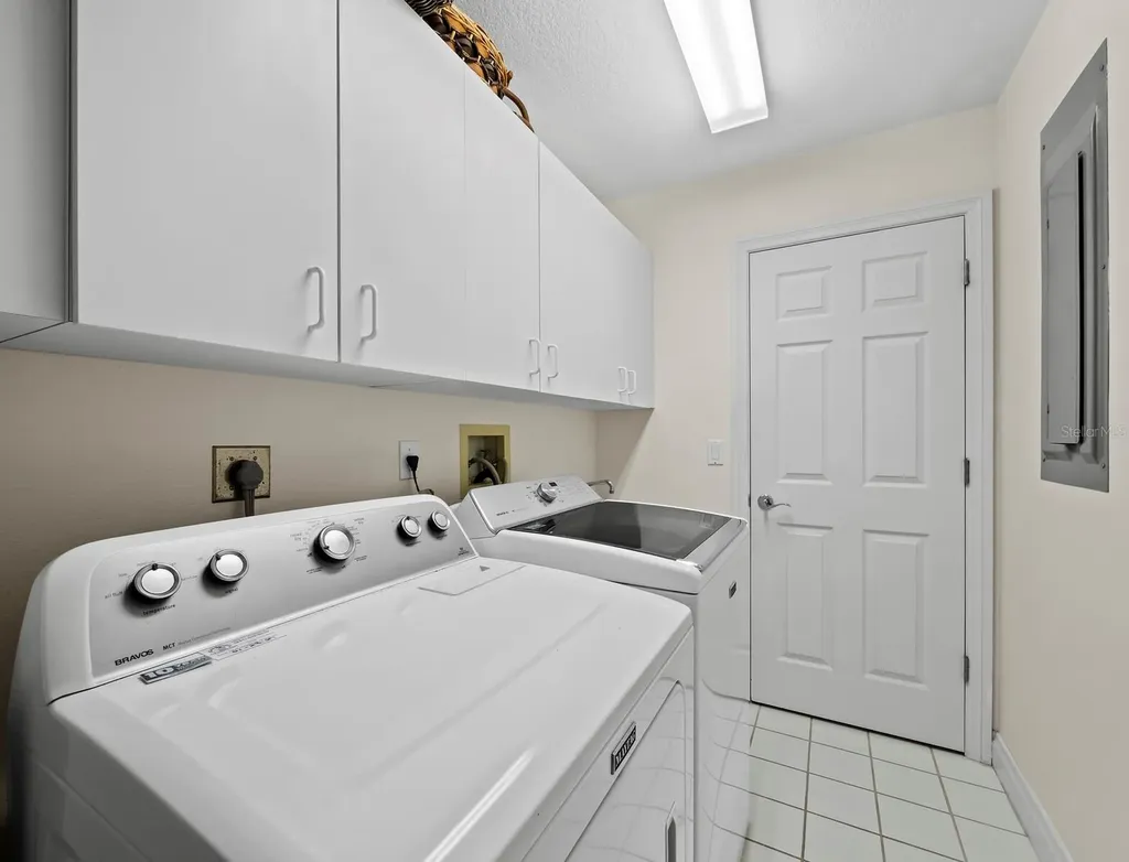3466 Winding Oaks Drive Longboat Key FL 34228