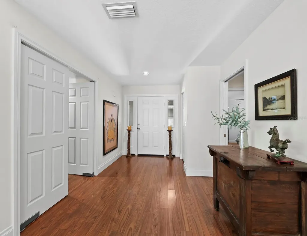 3466 Winding Oaks Drive Longboat Key FL 34228