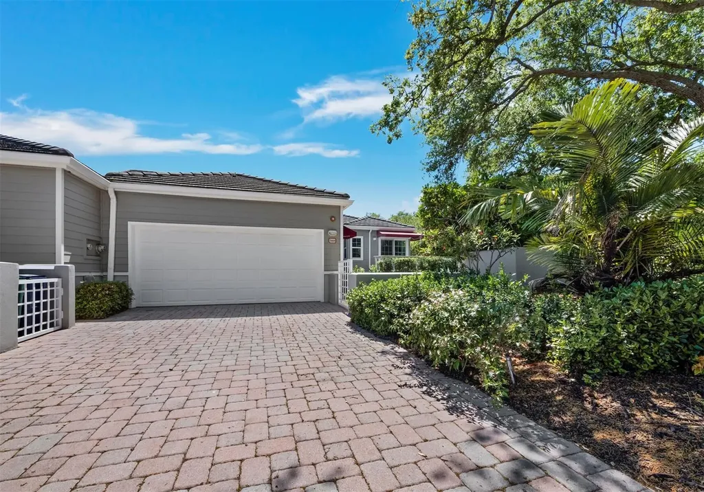 3466 Winding Oaks Drive Longboat Key FL 34228