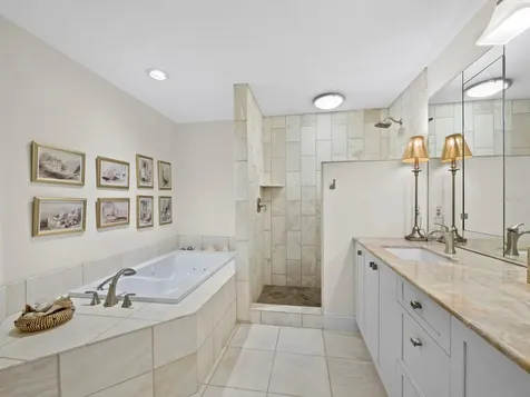 3466 Winding Oaks Drive Longboat Key FL 34228