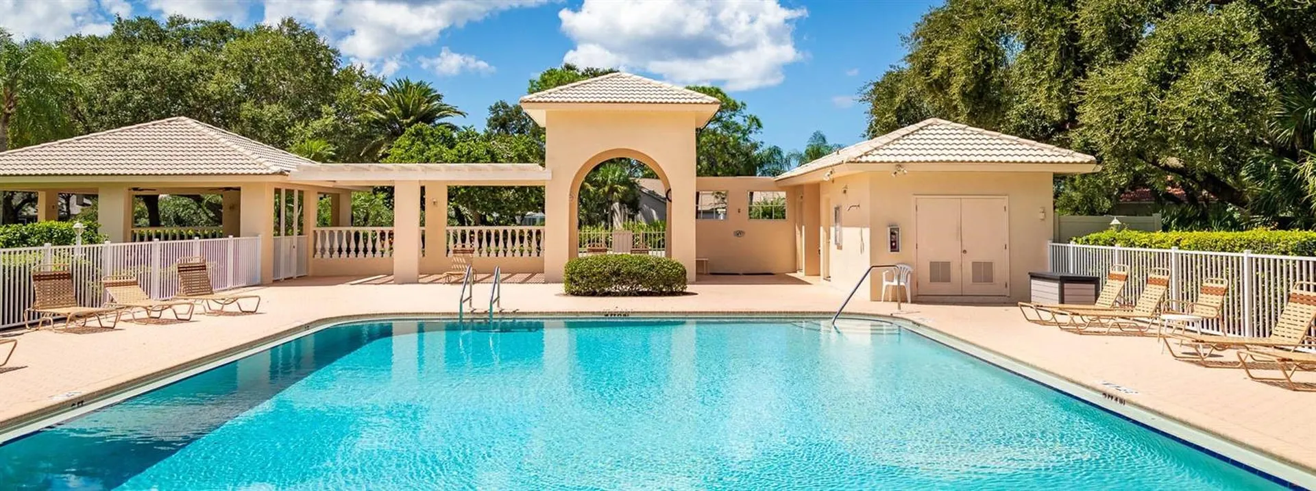 4039 Westbourne Circle Sarasota FL 34238