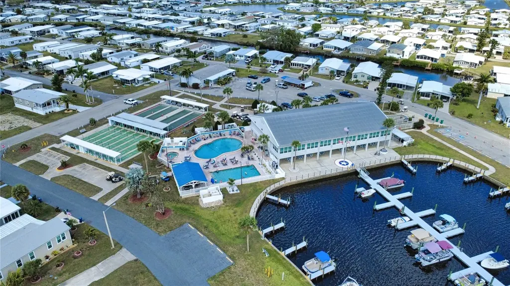 513 Fleetwood Street North Port FL 34287