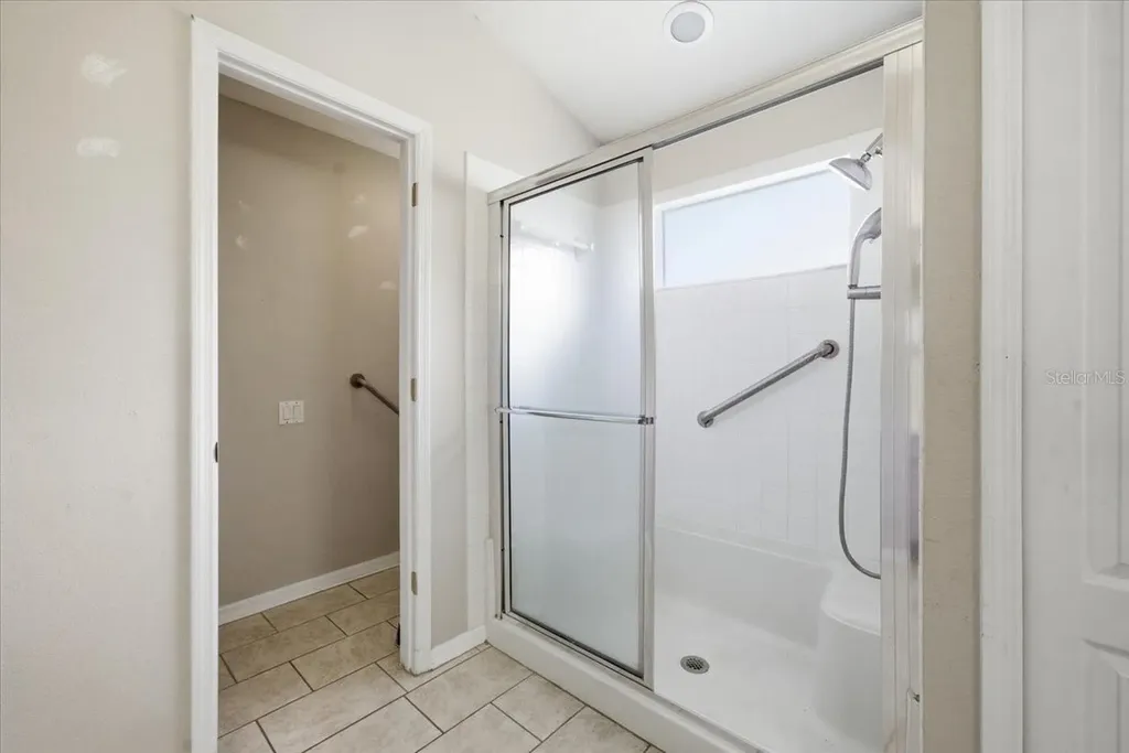4250 Pine Isle Drive Lutz FL 33558