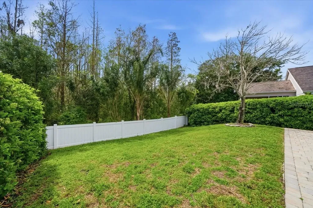 4250 Pine Isle Drive Lutz FL 33558